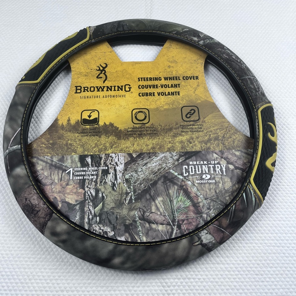 Browning Camouflage Steering Wheel Cover